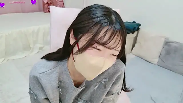 anchan  online show from March 10, 2026, 1:37 pm