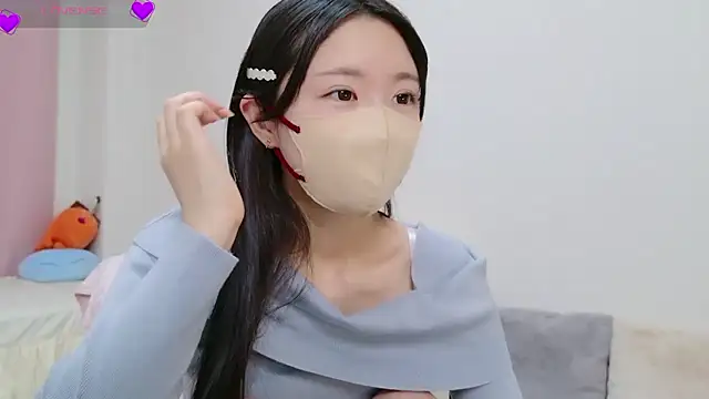 Snapshot of anchan_ chatting on September 30, 2025, 12:44 pm anchan online show from September 30, 2025, 12:44 pm