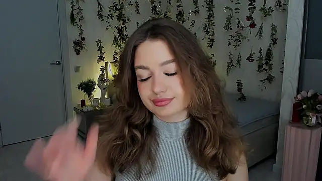 MiracleCurly online show from April 17, 2026, 7:28 pm