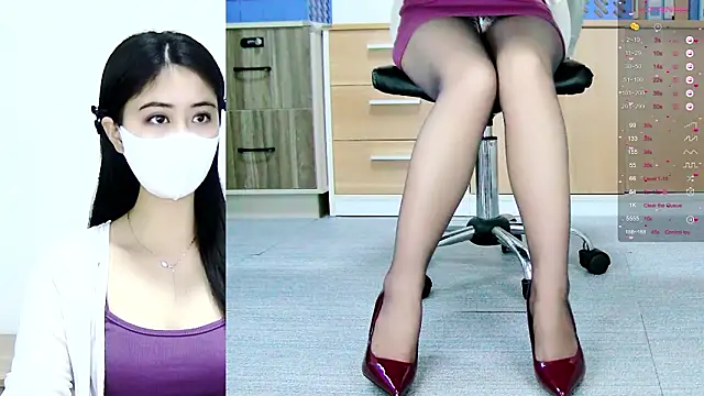 Snapshot of tt50256 chatting on February 9, 2026, 12:25 pm tt50256 online show from February 9, 2026, 12:25 pm