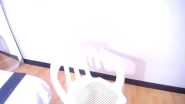 cock whisperer69  online show from March 18, 2025, 7:22 pm