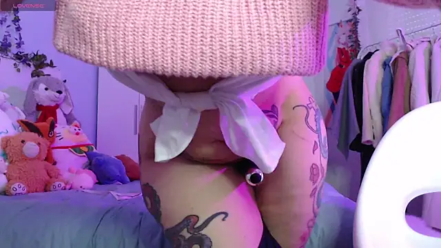 Snapshot of NaruBolita chatting on February 26, 2025, 11:32 am NaruBolita online show from February 26, 2025, 11:32 am