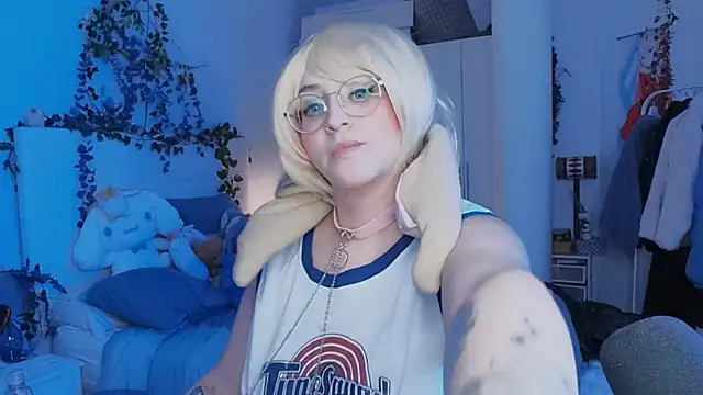 Snapshot of NaruBolita chatting on February 22, 2025, 12:27 am NaruBolita online show from February 22, 2025, 12:27 am