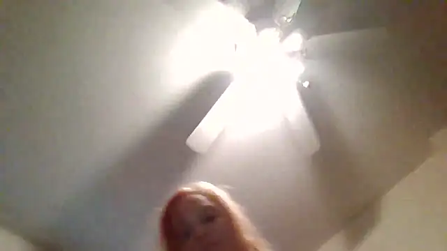 Cumslutsnowbunnie69 online show from September 9, 2025, 10:08 pm