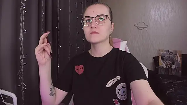 MissBrightShine online show from December 20, 2025, 11:02 am