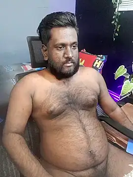 Snapshot of Rayansmith_ chatting on November 7, 2025, 5:45 am Rayansmith online show from November 7, 2025, 5:45 am