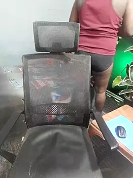 Snapshot of Rayansmith_ chatting on November 16, 2025, 10:53 am Rayansmith online show from November 16, 2025, 10:53 am