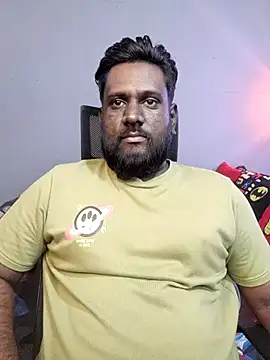 Rayansmith  online show from January 10, 2026, 10:49 pm