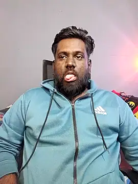 Rayansmith  online show from January 9, 2026, 2:07 am