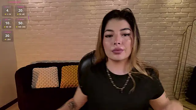 Snapshot of LisaMonroe_ chatting on September 27, 2025, 6:58 pm LisaMonroe online show from September 27, 2025, 6:58 pm