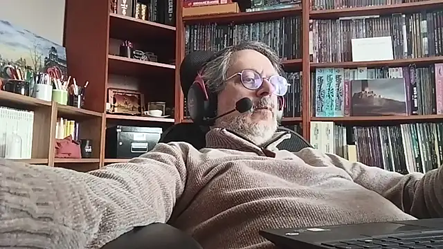 Snapshot of Mandra_is_a_whore chatting on October 31, 2025, 10:56 am Mandra is a whore online show from October 31, 2025, 10:56 am