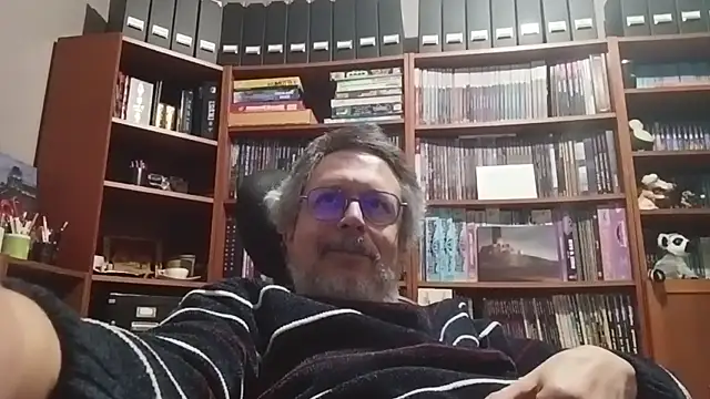 Snapshot of Mandra_is_a_whore chatting on November 2, 2025, 5:40 pm Mandra is a whore online show from November 2, 2025, 5:40 pm