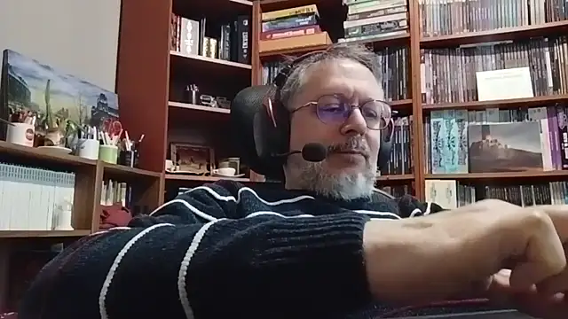 Snapshot of Mandra_is_a_whore chatting on November 28, 2025, 8:47 am Mandra is a whore online show from November 28, 2025, 8:47 am