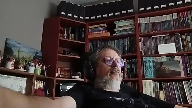 Snapshot of Mandra_is_a_whore chatting on November 13, 2025, 10:30 am Mandra is a whore online show from November 13, 2025, 10:30 am