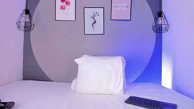 Snapshot of sarita_duque chatting on December 2, 2025, 12:07 pm sarita duque online show from December 2, 2025, 12:07 pm