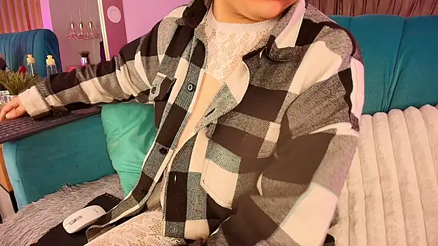 Satuurn  online show from April 18, 2026, 2:08 pm