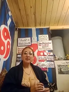 black lady731 online show from May 11, 2026, 2:45 pm