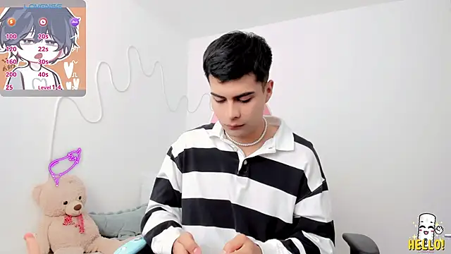 lucas cute online show from December 14, 2025, 8:36 pm