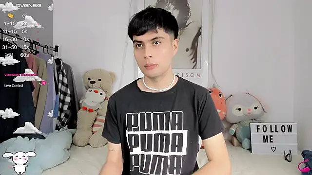 Snapshot of lucas_cute chatting on February 21, 2025, 5:53 pm lucas cute online show from February 21, 2025, 5:53 pm