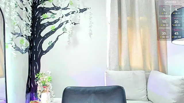 Snapshot of Paula_Desousa chatting on November 12, 2025, 7:40 pm Paula Desousa online show from November 12, 2025, 7:40 pm