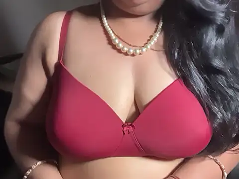 Snapshot of soniasharma0223 chatting on June 25, 2026, 5:45 am soniasharma0223 online show from June 25, 2026, 5:45 am