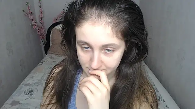 Snapshot of Holliy_Cooper chatting on May 21, 2026, 8:34 am Holliy Cooper online show from May 21, 2026, 8:34 am