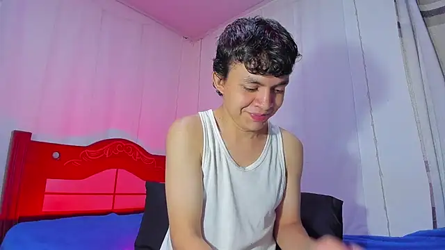 Snapshot of Lucaas_King chatting on September 30, 2025, 8:04 pm Lucaas King online show from September 30, 2025, 8:04 pm