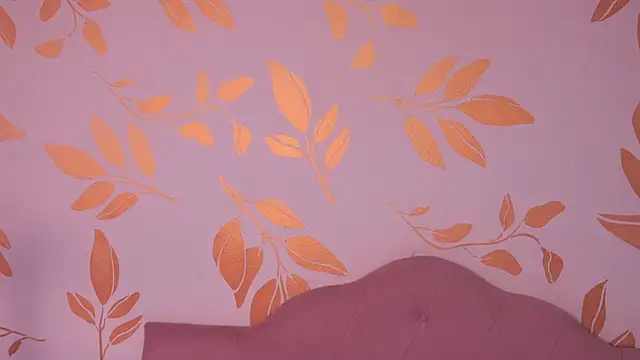 alix bay online show from April 16, 2026, 8:20 pm