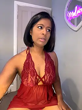 Snapshot of RoseMelanie chatting on October 6, 2025, 7:09 am RoseMelanie online show from October 6, 2025, 7:09 am