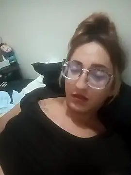 Snapshot of DULCE_ZOE chatting on October 6, 2025, 2:57 am DULCE ZOE online show from October 6, 2025, 2:57 am