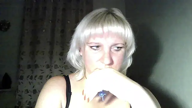 MeilomaWesa online show from September 16, 2025, 9:16 pm