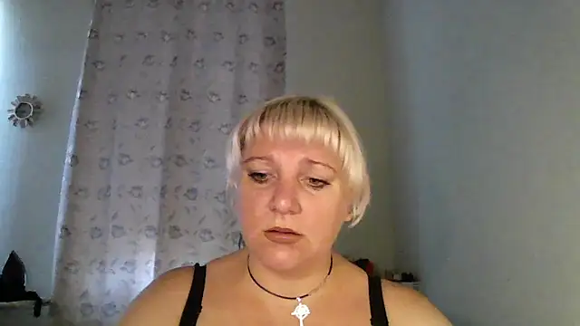 MeilomaWesa online show from September 19, 2025, 6:06 am