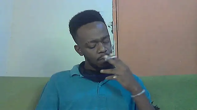 Snapshot of BIGDICKMULLAH chatting on December 15, 2025, 6:14 pm BIGDICKMULLAH online show from December 15, 2025, 6:14 pm