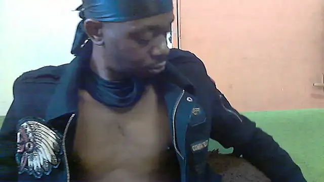 Snapshot of BIGDICKMULLAH chatting on November 17, 2025, 8:18 am BIGDICKMULLAH online show from November 17, 2025, 8:18 am