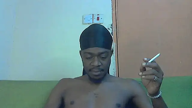 Snapshot of BIGDICKMULLAH chatting on December 2, 2025, 4:19 pm BIGDICKMULLAH online show from December 2, 2025, 4:19 pm