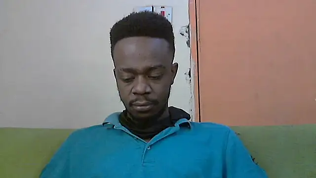 Snapshot of BIGDICKMULLAH chatting on December 16, 2025, 12:20 pm BIGDICKMULLAH online show from December 16, 2025, 12:20 pm