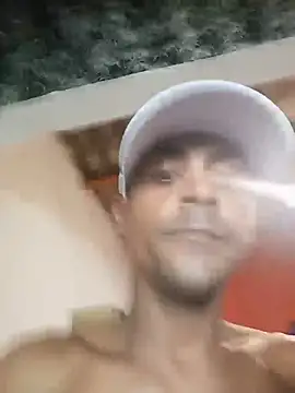 Snapshot of RoludoDF chatting on June 16, 2026, 5:02 pm RoludoDF online show from June 16, 2026, 5:02 pm