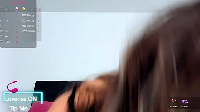 Snapshot of SelenaWest chatting on November 26, 2025, 11:32 am SelenaWest online show from November 26, 2025, 11:32 am