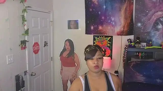 temptressbeauty24 online show from February 10, 2026, 1:04 am