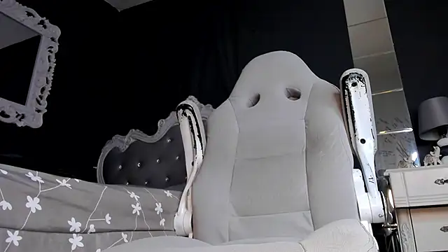 nau fonseca1 online show from November 2, 2025, 12:21 pm