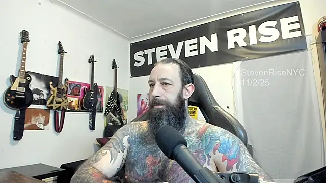 Snapshot of StevenRiseNYC chatting on November 2, 2025, 12:21 pm StevenRiseNYC online show from November 2, 2025, 12:21 pm