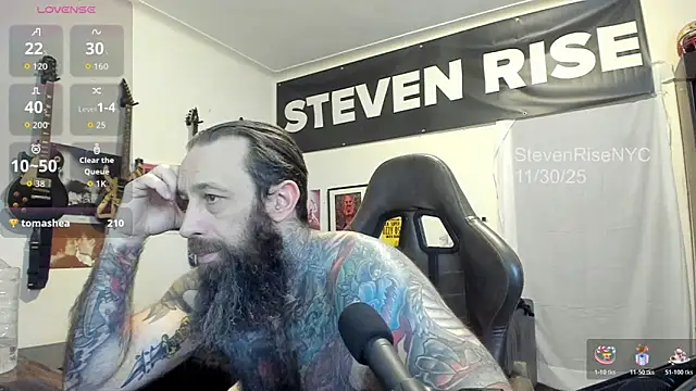 Snapshot of StevenRiseNYC chatting on December 1, 2025, 1:06 am StevenRiseNYC online show from December 1, 2025, 1:06 am