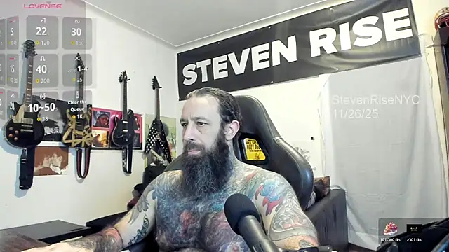 Snapshot of StevenRiseNYC chatting on November 26, 2025, 12:05 pm StevenRiseNYC online show from November 26, 2025, 12:05 pm