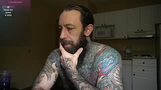 Snapshot of StevenRiseNYC chatting on December 5, 2025, 12:37 pm StevenRiseNYC online show from December 5, 2025, 12:37 pm