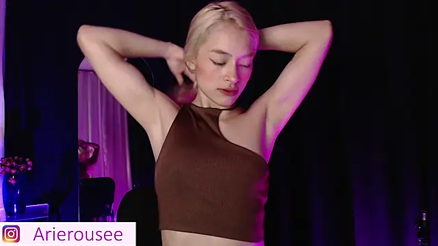 arie rousee sub online show from December 15, 2025, 2:06 am