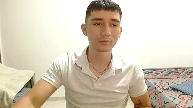 Snapshot of ChicoMaloFfF chatting on May 20, 2026, 1:19 pm ChicoMaloFfF online show from May 20, 2026, 1:19 pm