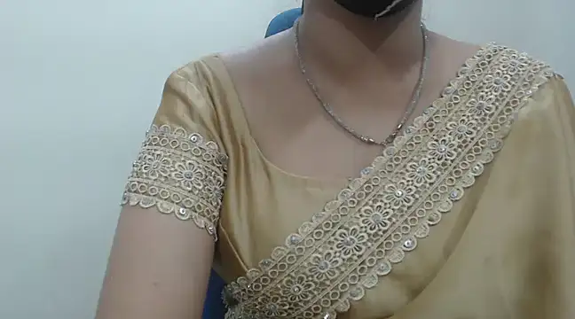 Snapshot of Lovely_Siri_23 chatting on February 17, 2025, 7:23 pm Lovely Siri 23 online show from February 17, 2025, 7:23 pm