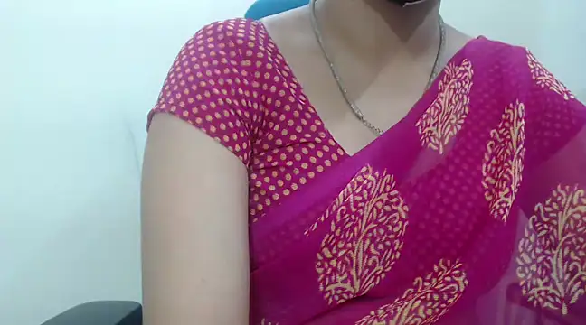 Snapshot of Lovely_Siri_23 chatting on March 19, 2025, 4:45 pm Lovely Siri 23 online show from March 19, 2025, 4:45 pm