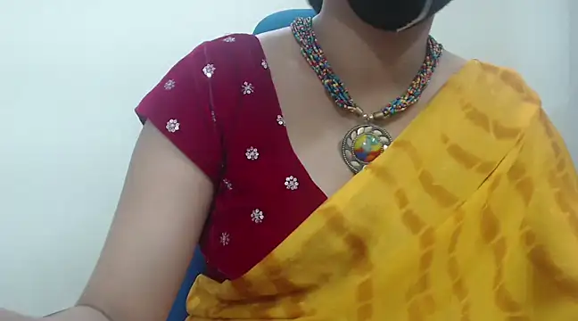 Snapshot of Lovely_Siri_23 chatting on February 1, 2025, 11:58 pm Lovely Siri 23 online show from February 1, 2025, 11:58 pm