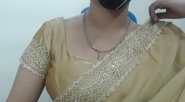 Snapshot of Lovely_Siri_23 chatting on February 17, 2025, 11:02 am Lovely Siri 23 online show from February 17, 2025, 11:02 am